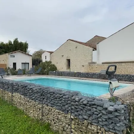 Domaine Ericarclem Aigrefeuille-dʼAunis