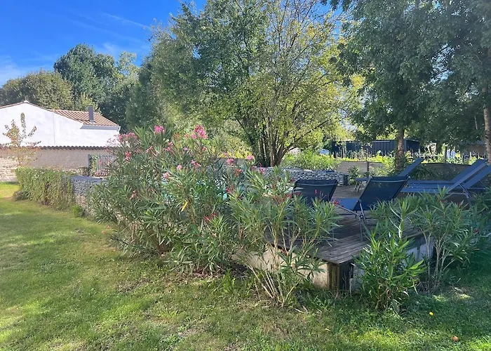 Сasa de vacaciones Domaine Ericarclem Aigrefeuille-dʼAunis